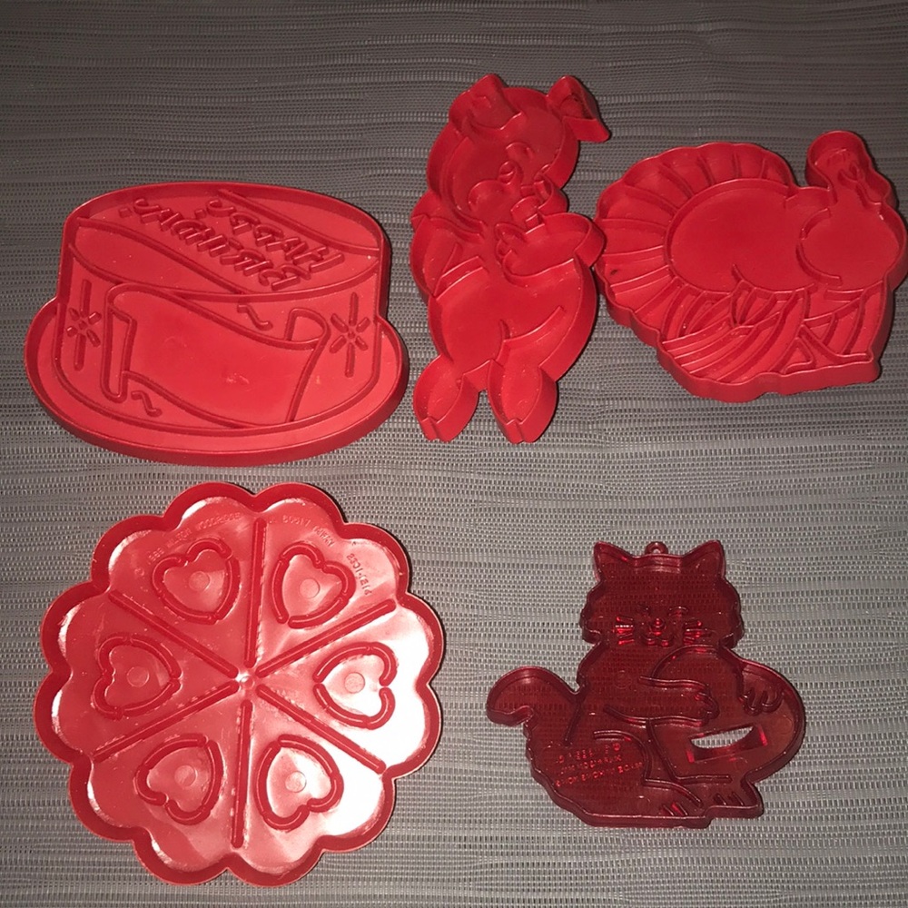 Lot of 5 Red Plastic Vintage Stamp Cookie Cutters Valentine Birthday Turkey
